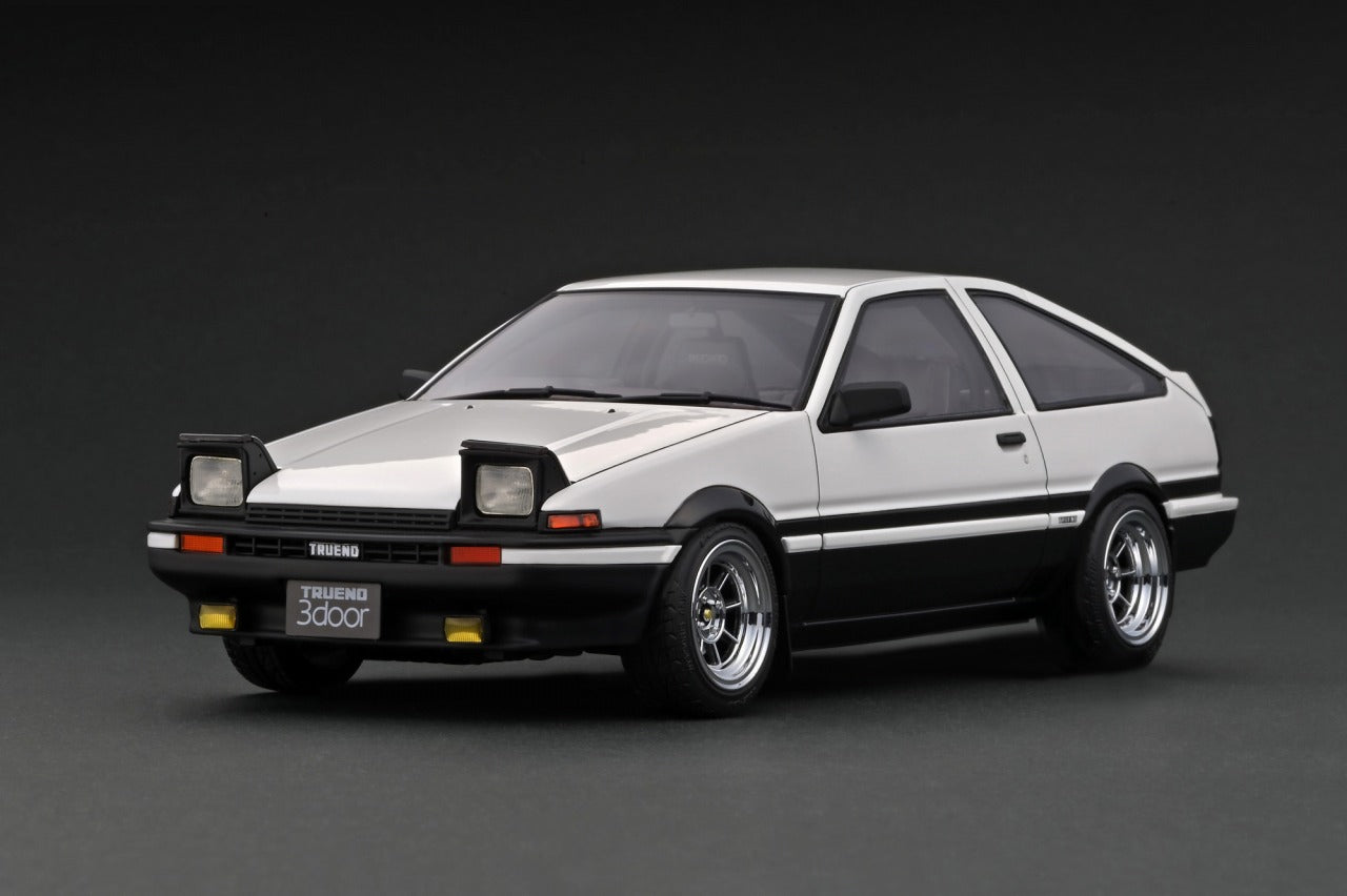 IG2791 Toyota Sprinter Trueno  3Dr GT Apex (AE86)  White/Black