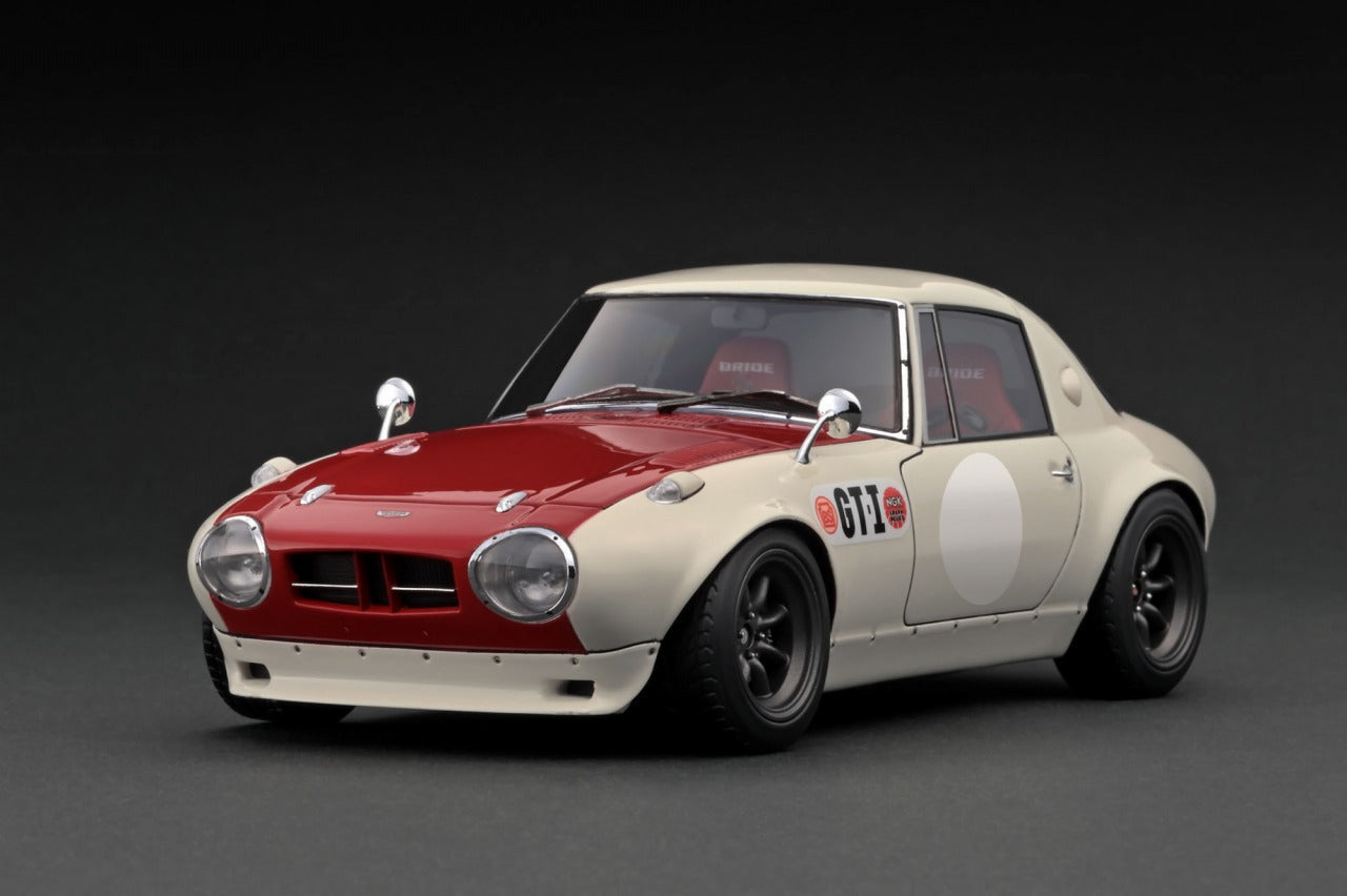 IG3096 Toyota Sports 800 NOB Hachi Ver White/Red --- PREORDER (delivery in Feb-Apr 2024)