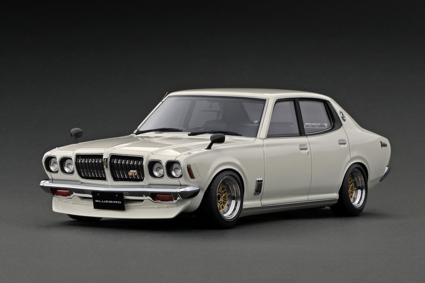 IG3166 Nissan Bluebird U 2000GTX (G610) White --- PREORDER (delivery in Jan-Mar 2024)